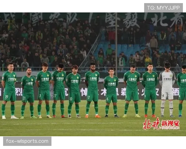 北京国安防守表现波动,当前阶段防线稳定性面临考验,能否调整影响赛季争夺走势 北京国安防守表现波动,当前阶段防线稳定性面临考验,能否调整影响赛季争夺走势